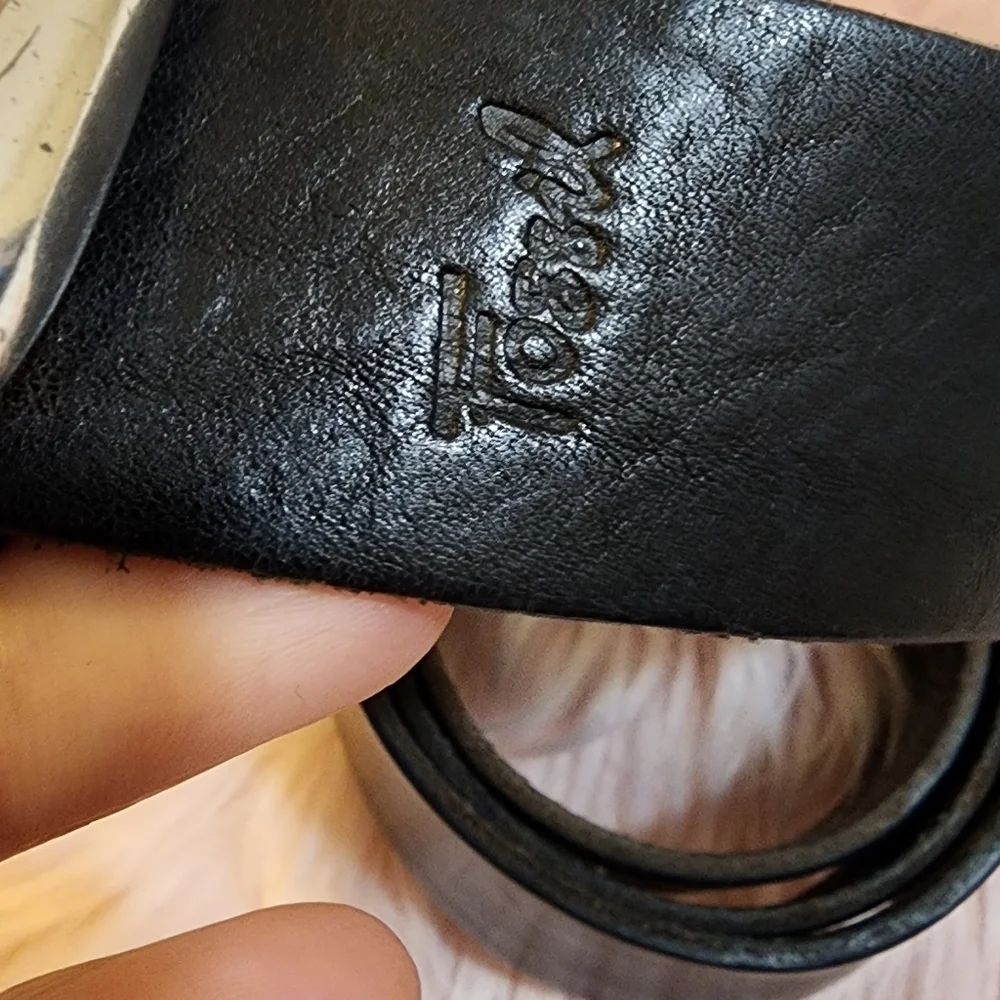 FOSSIL WOMEN'S dark brown leather belt size S